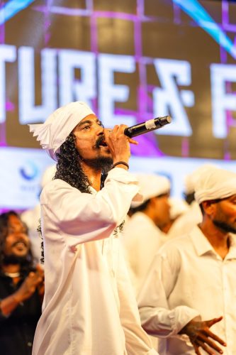 1438 Boduberu group performing during the New Year Show