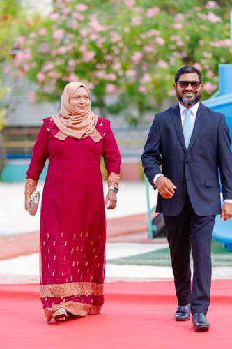 Councillors taking oath during the 5th term Fonadhoo Council ceremony and members appointed to the Women’s Development Committee