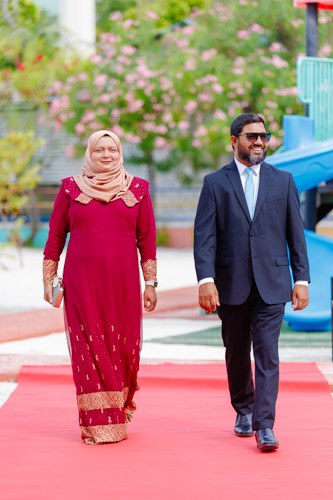 Councillors taking oath during the 5th term Fonadhoo Council ceremony and members appointed to the Women’s Development Committee