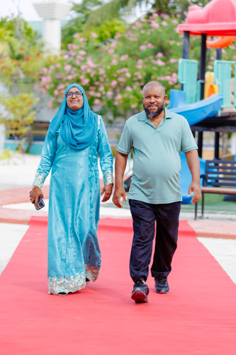 Councillors taking oath during the 5th term Fonadhoo Council ceremony and members appointed to the Women’s Development Committee