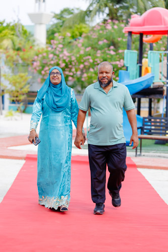 Councillors taking oath during the 5th term Fonadhoo Council ceremony and members appointed to the Women’s Development Committee