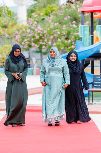 Councillors taking oath during the 5th term Fonadhoo Council ceremony and members appointed to the Women’s Development Committee