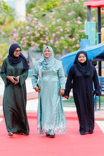 Councillors taking oath during the 5th term Fonadhoo Council ceremony and members appointed to the Women’s Development Committee