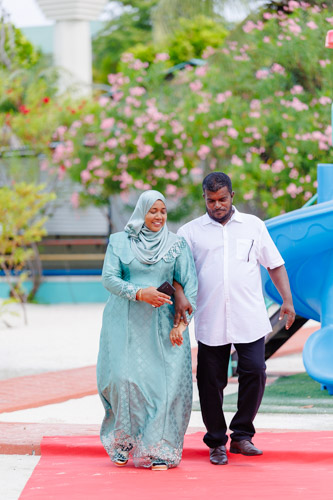Councillors taking oath during the 5th term Fonadhoo Council ceremony and members appointed to the Women’s Development Committee
