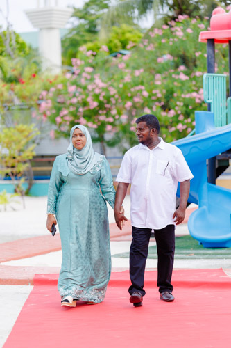 Councillors taking oath during the 5th term Fonadhoo Council ceremony and members appointed to the Women’s Development Committee