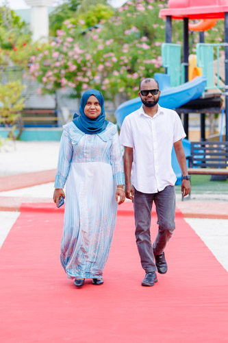 Councillors taking oath during the 5th term Fonadhoo Council ceremony and members appointed to the Women’s Development Committee