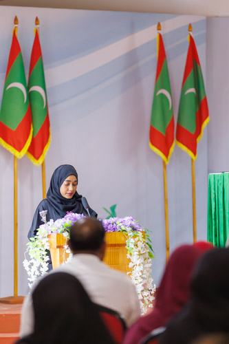 Councillors taking oath during the 5th term Fonadhoo Council ceremony and members appointed to the Women’s Development Committee