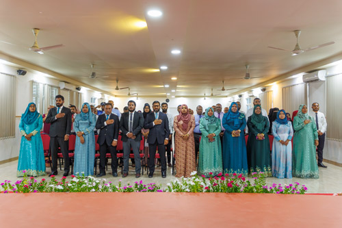 Councillors taking oath during the 5th term Fonadhoo Council ceremony and members appointed to the Women’s Development Committee