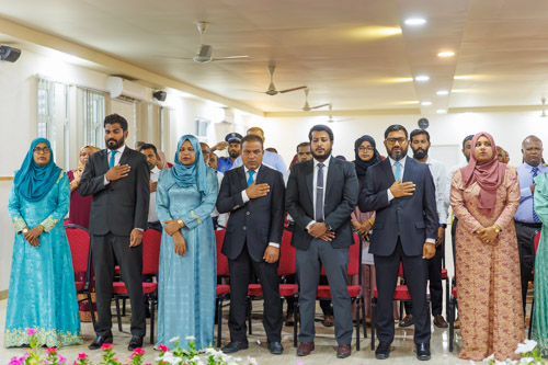 Councillors taking oath during the 5th term Fonadhoo Council ceremony and members appointed to the Women’s Development Committee