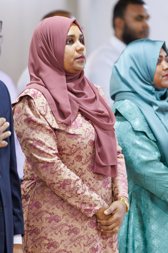 Councillors taking oath during the 5th term Fonadhoo Council ceremony and members appointed to the Women’s Development Committee