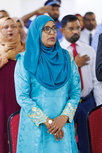 Councillors taking oath during the 5th term Fonadhoo Council ceremony and members appointed to the Women’s Development Committee