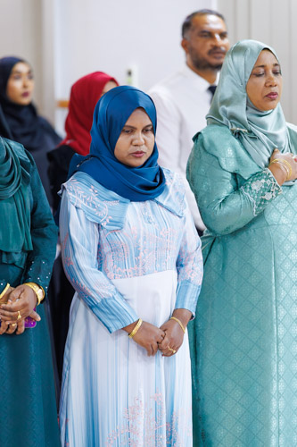 Councillors taking oath during the 5th term Fonadhoo Council ceremony and members appointed to the Women’s Development Committee