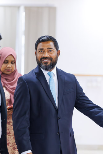 Councillors taking oath during the 5th term Fonadhoo Council ceremony and members appointed to the Women’s Development Committee