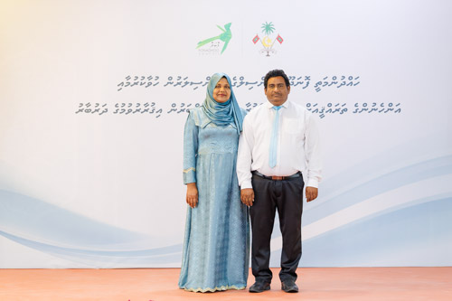Councillors taking oath during the 5th term Fonadhoo Council ceremony and members appointed to the Women’s Development Committee