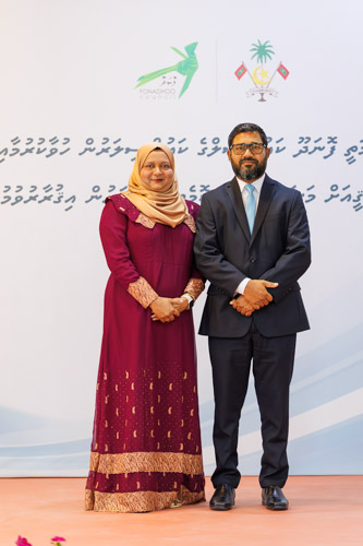 Councillors taking oath during the 5th term Fonadhoo Council ceremony and members appointed to the Women’s Development Committee