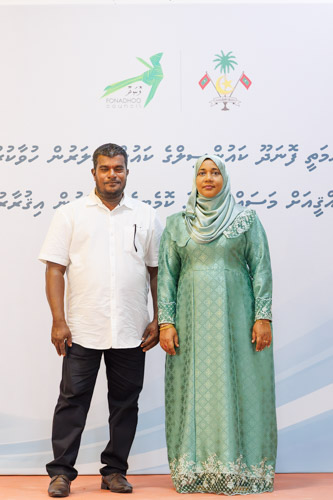 Councillors taking oath during the 5th term Fonadhoo Council ceremony and members appointed to the Women’s Development Committee