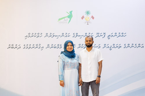 Councillors taking oath during the 5th term Fonadhoo Council ceremony and members appointed to the Women’s Development Committee