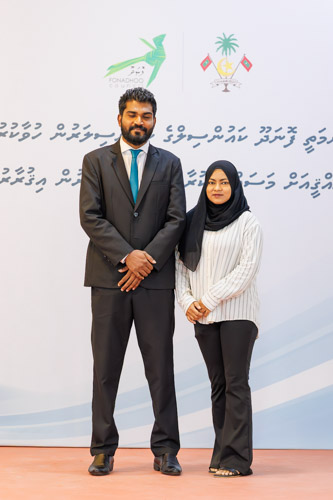 Councillors taking oath during the 5th term Fonadhoo Council ceremony and members appointed to the Women’s Development Committee