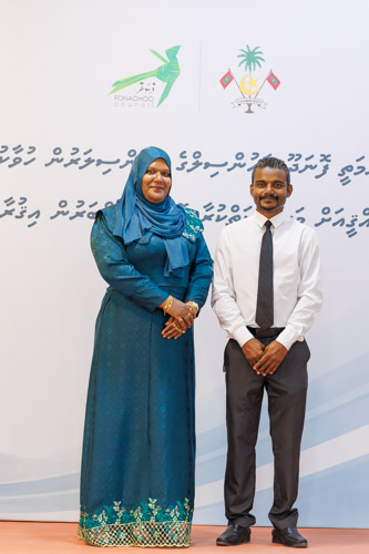 Councillors taking oath during the 5th term Fonadhoo Council ceremony and members appointed to the Women’s Development Committee
